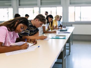 Scuole private a Cava Manara
