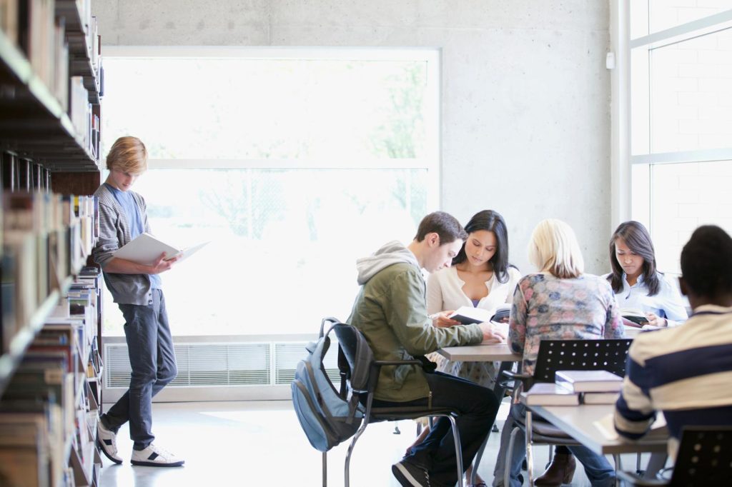 Scuole serali a Pedara