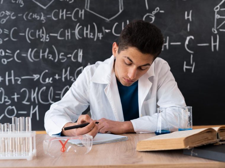 Scuole serali a Serravalle Sesia