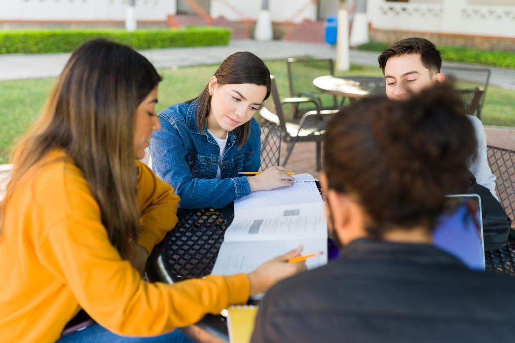 Scuole serali a Sirmione